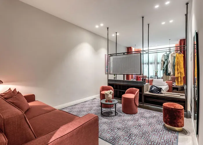 Hotel Parioli Cube 4*