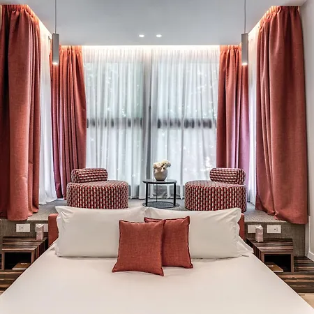 Parioli Cube ローマ