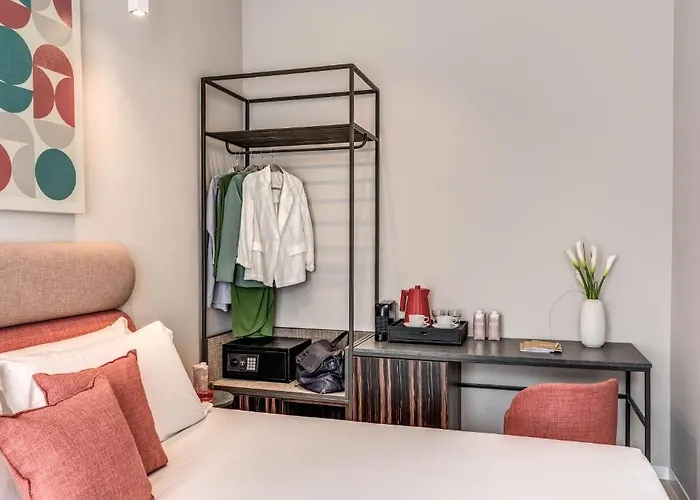 Parioli Cube Hotell 4*